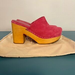 Charlotte Stone Pink Suede Marlo Platform Clogs